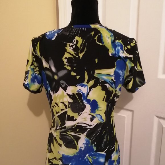 Nygard V neck top floral - Picture 2 of 3